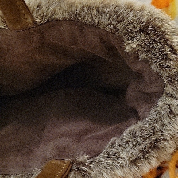 3/$30 BATH & BODY WORKS Brown Faux Fur Wicker Tote Basket Bag - Picture 5 of 8